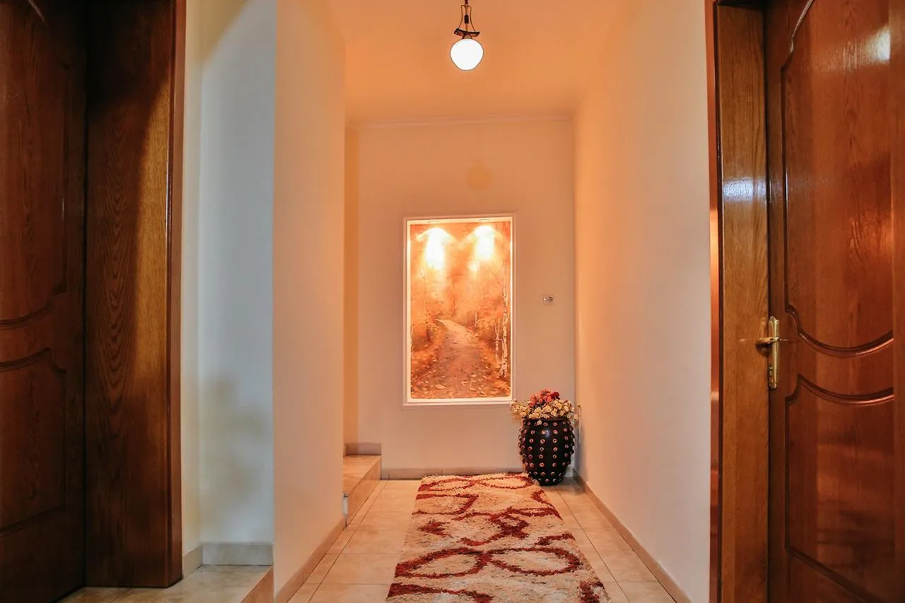 Gold Hotel Korce 3*,  Albanien