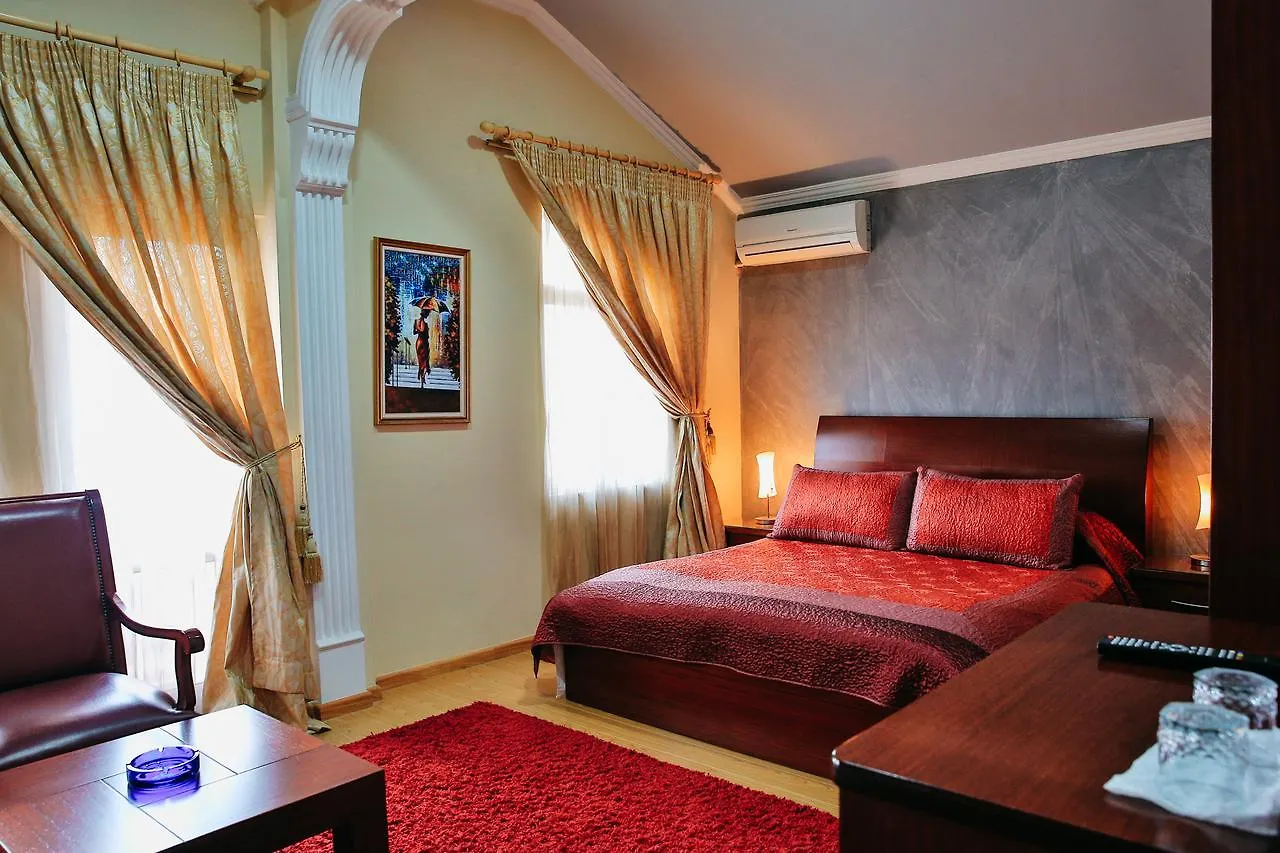 ***  Gold Hotel Korce Albanien