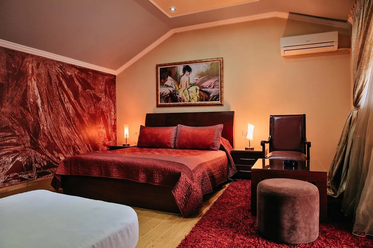 Gold Hotel Korce 3*,